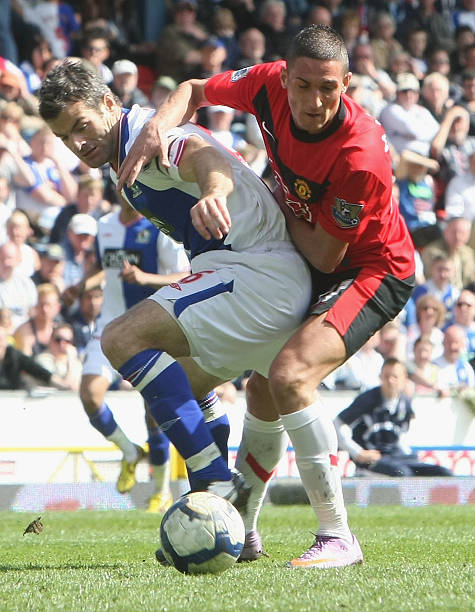 协商中拥有 协商中拥有