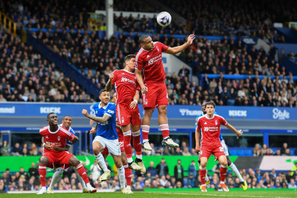 至欧洲足坛 至欧洲足坛